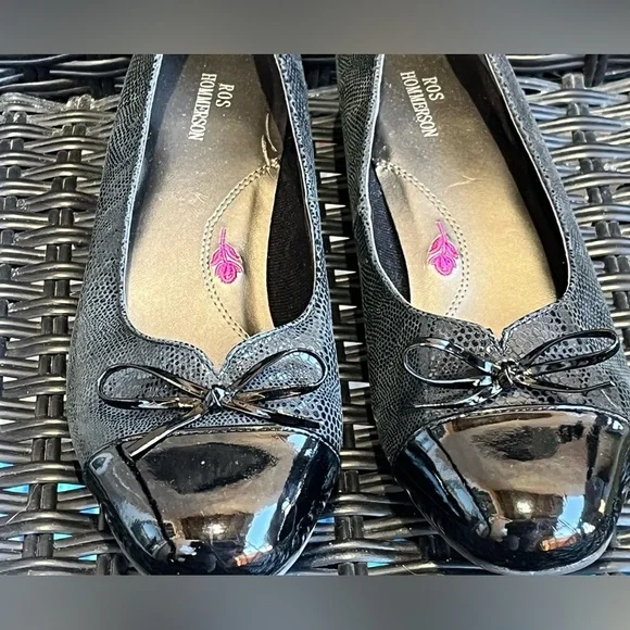 Ros Hommerson Women's Black Loafers - Picture 2 of 7